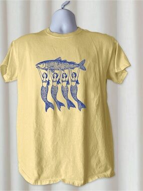 Blue Mermaid & Fish Graphic Gildan Yellow Tshirt